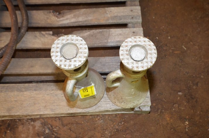 Image for (2) Screw Jacks