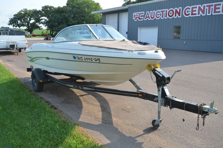 Image for 2002 SeaRay 176 BR Boat With Trailer
