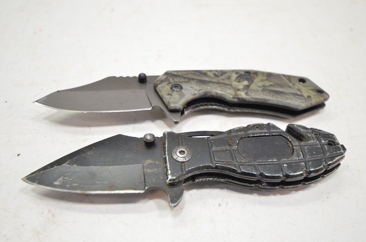 Image for (4) Folding Knives
