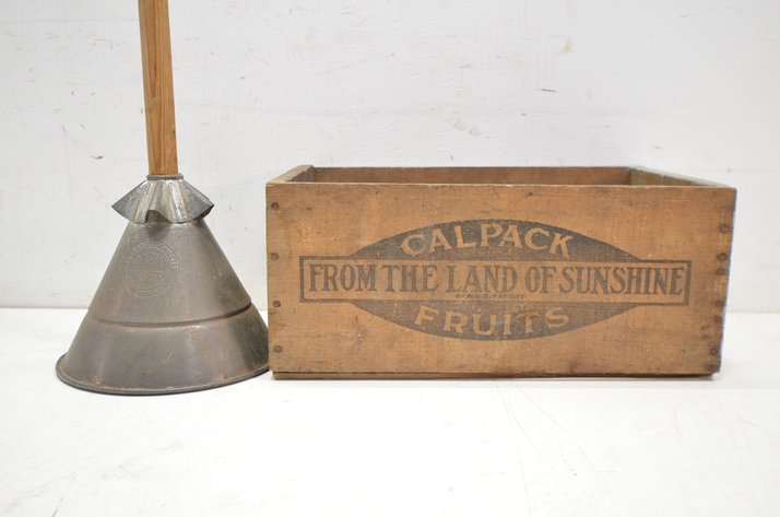 Image for CalPack Crate, Hand Grinder, Lead Smelter, Wash Plunger