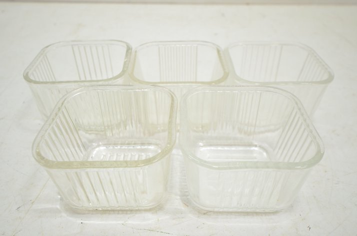 Image for (12) Ribbed Glass Dishware