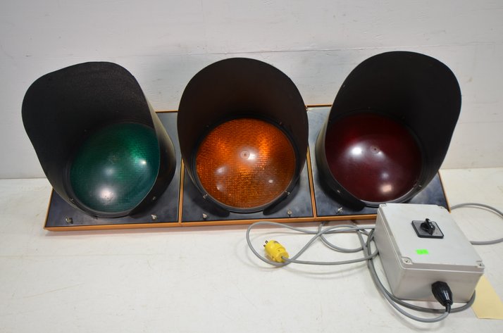 Image for T Con Stop Light
