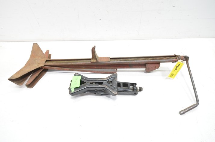 Image for Bumper Jack And Car Jack