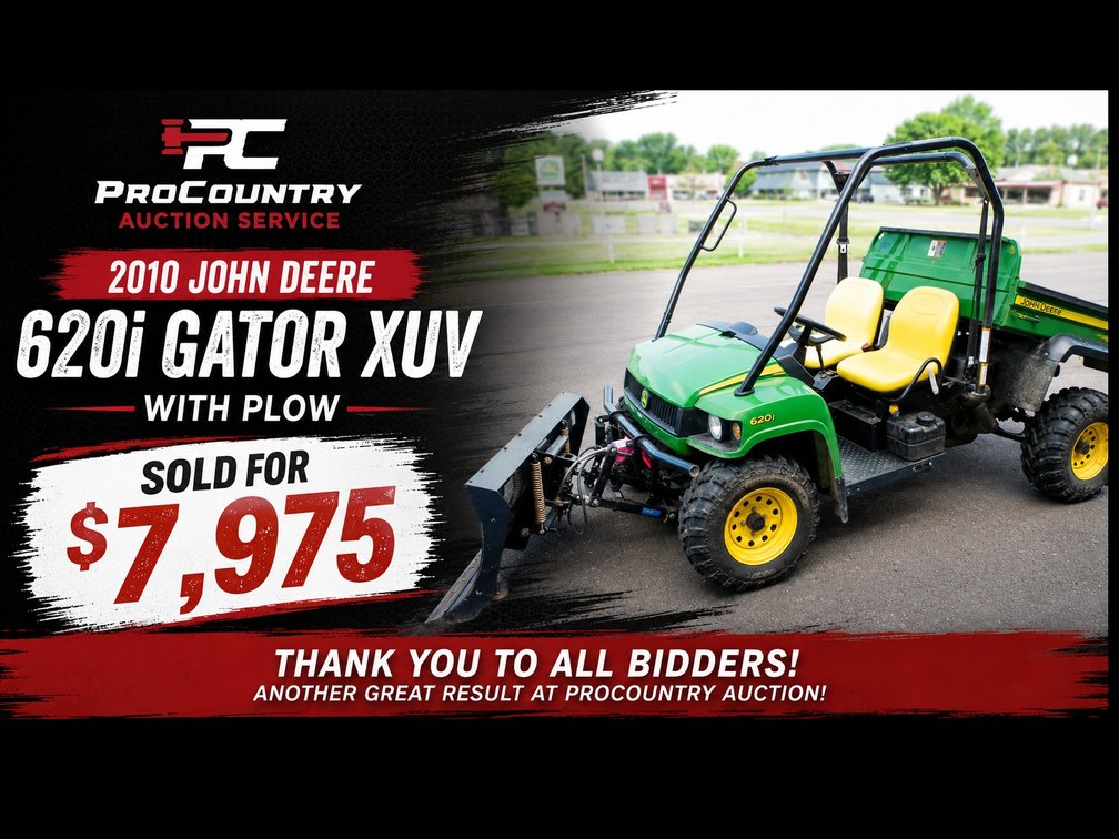 2010 John Deere 620i Gator XUV With Plow