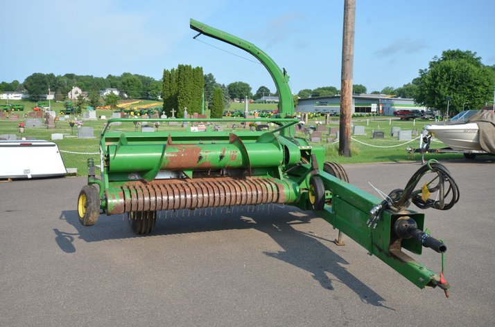 Image for John Deere 3950 Forage Chopper
