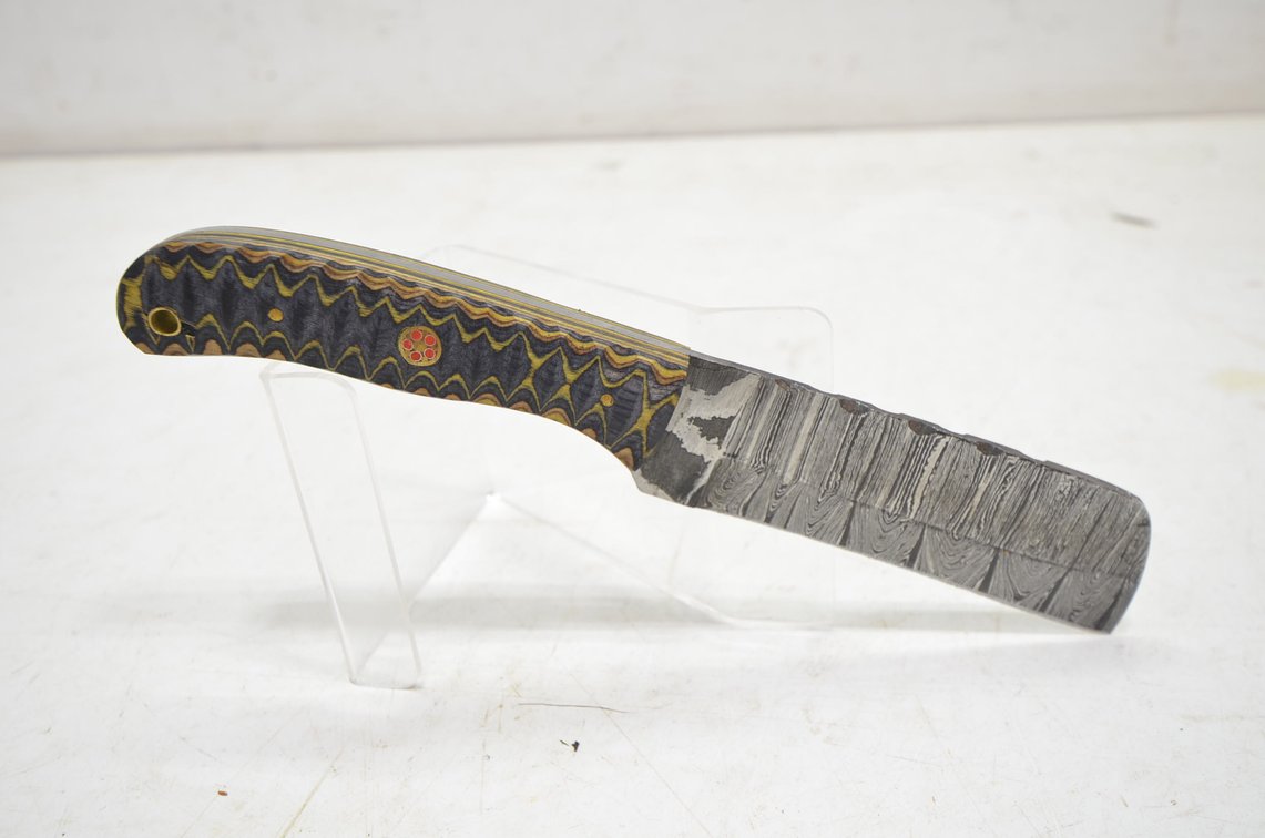 Damascus Steel Fixed Blade Knife