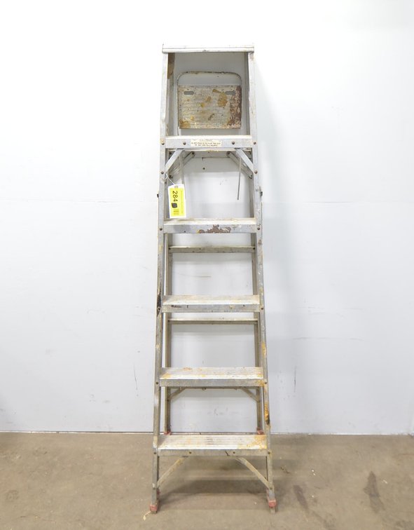 Aluminum Step ladder