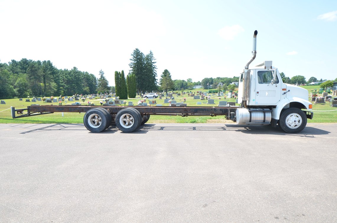 1995 International Navistar 8100 Cab and Chassis