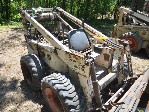 Image for Bobcat M-610 Skid Steer