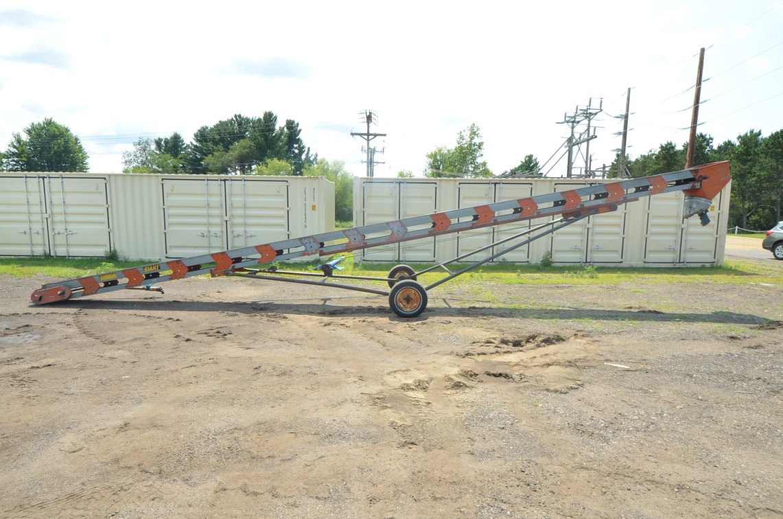 Little Giant Conveyor On Transport