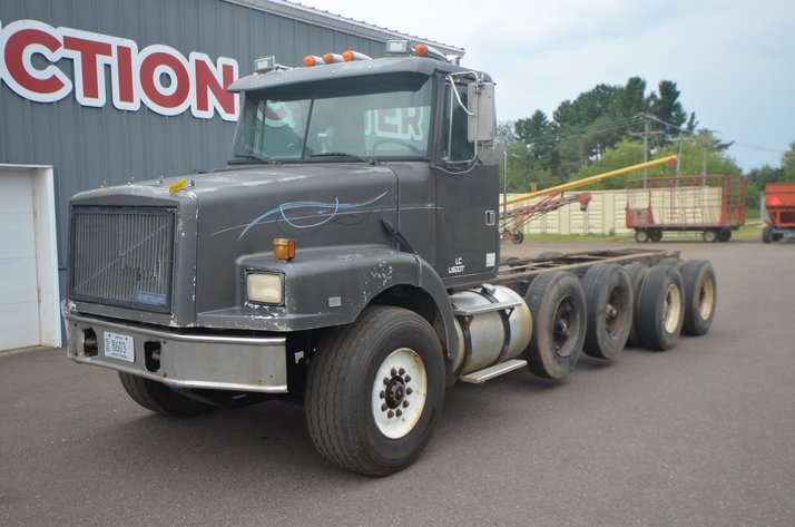 Image for 1993 White GMC Quad Axle Cab And Chassis