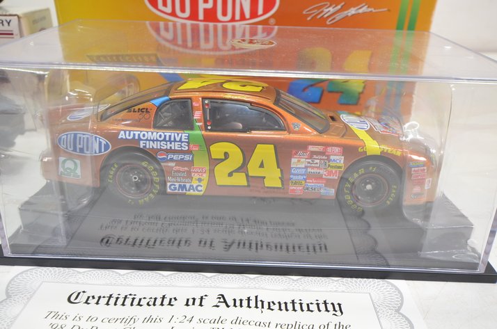 Image for (4) Model Collector Cars