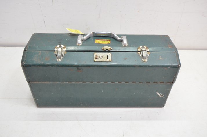 Image for Walton Grip Loc Tackle Box With Contents