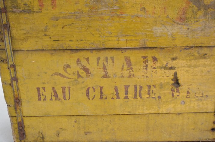 Image for Wood Crate, Star, Eau Claire