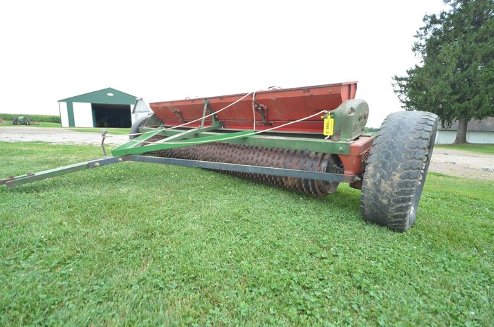 Image for Brillion Sure Stand 10 Ft Seeder