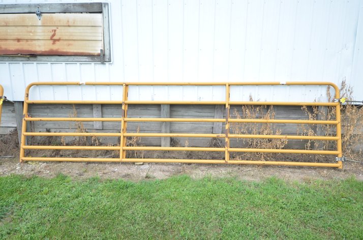 Image for Sioux 16 Ft Hanging Gate