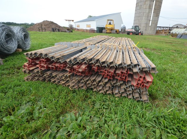 Image for (240) Steel T-Posts