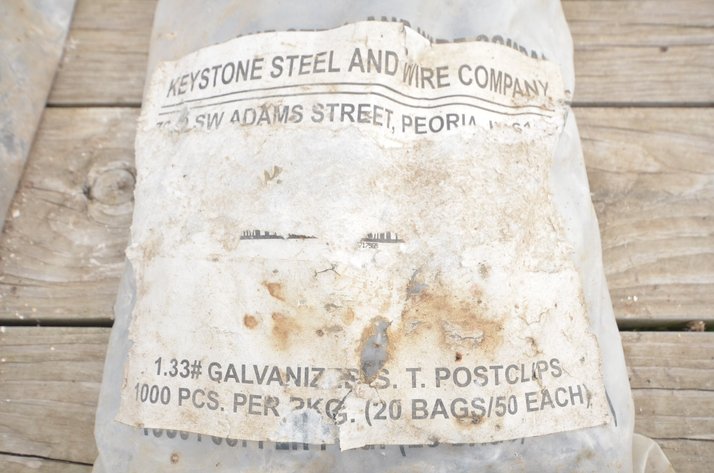 Image for (1000) Keystone T-Post Clips