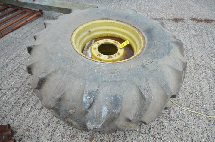 Image for John Deere Combine Tire On 8-Bolt Rim