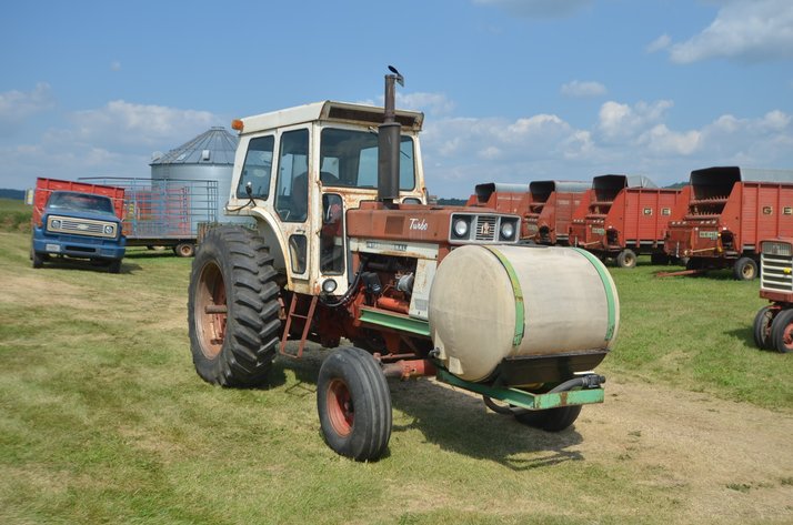 Image for 1971 International 1466 Turbo Diesel Tractor
