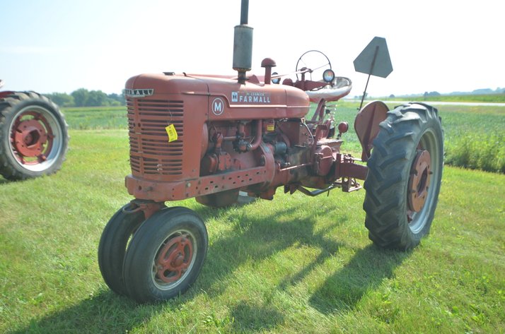 Image for IH Farmall M Tractor