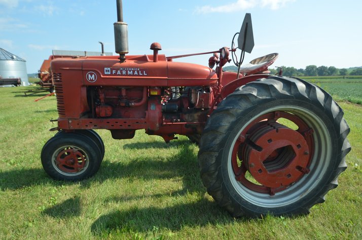 Image for IH Farmall M Tractor