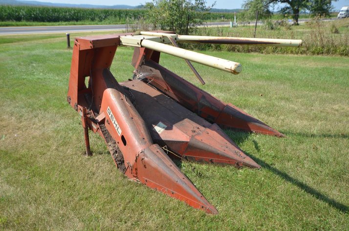 Image for Gehl 2- Row Corn Head
