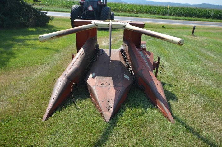 Image for Gehl 2- Row Corn Head