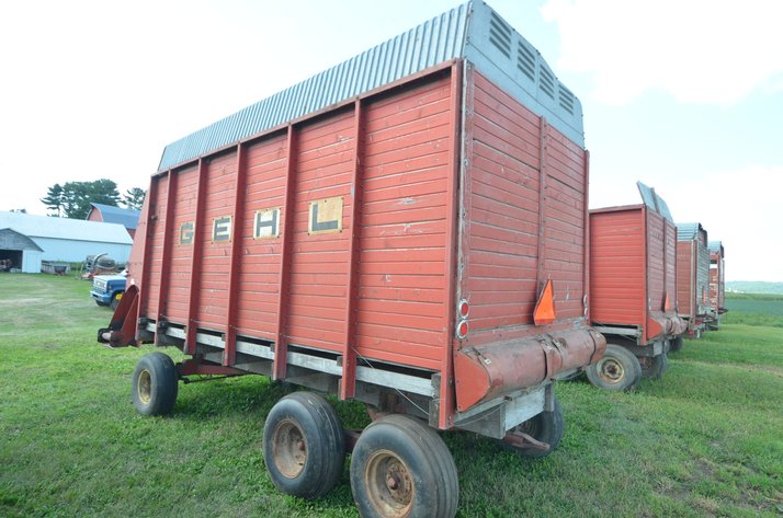 Image for Gehl 960 16 Ft Self Unloading Forage Box