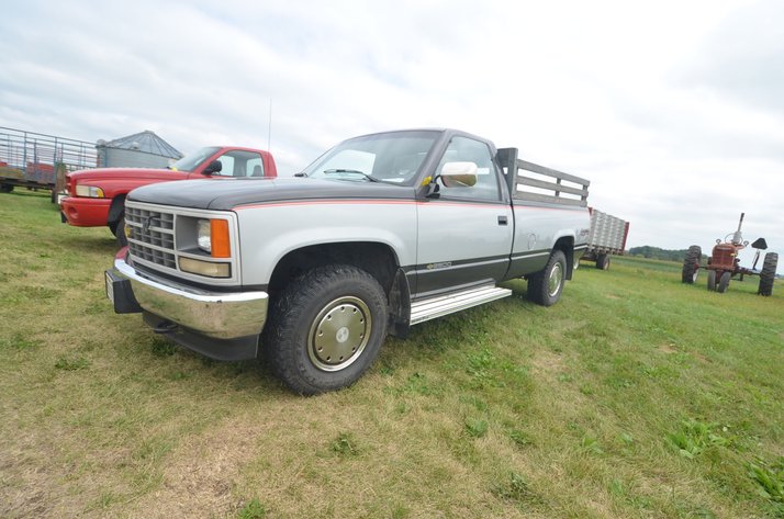 Image for 1991 Chevrolet K2500 4x4 Pick Up Truck