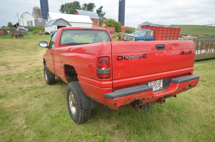 Image for 2002 Dodge 2500 4x4 Truck
