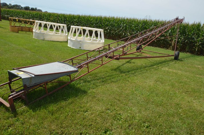 Image for Hay Rit Hay Conveyor on Transport - Alma, WI