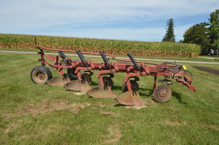 Image for Case IH 720 4-Bottom Plow - Alma, WI