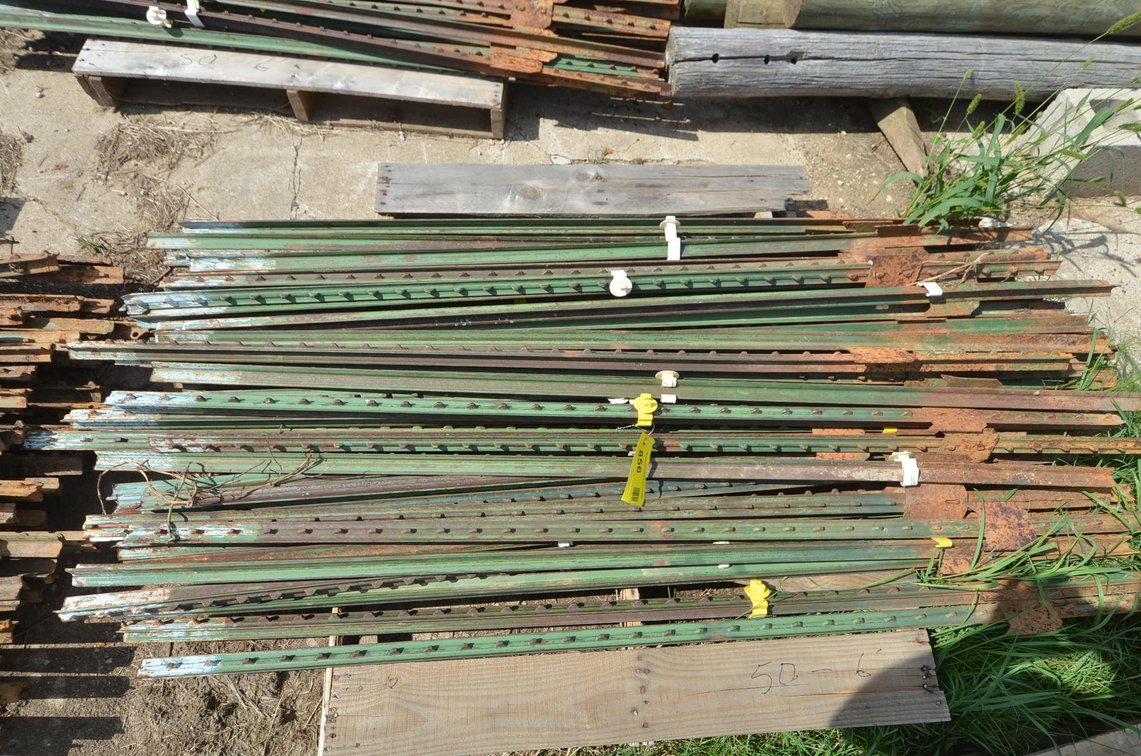 (50) 6' T-Posts  - Alma, WI