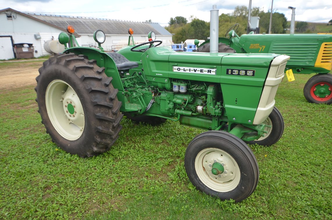 Oliver 1365 Diesel Tractor