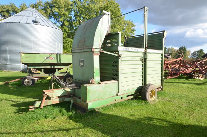 Image for John Deere 100 Stacker