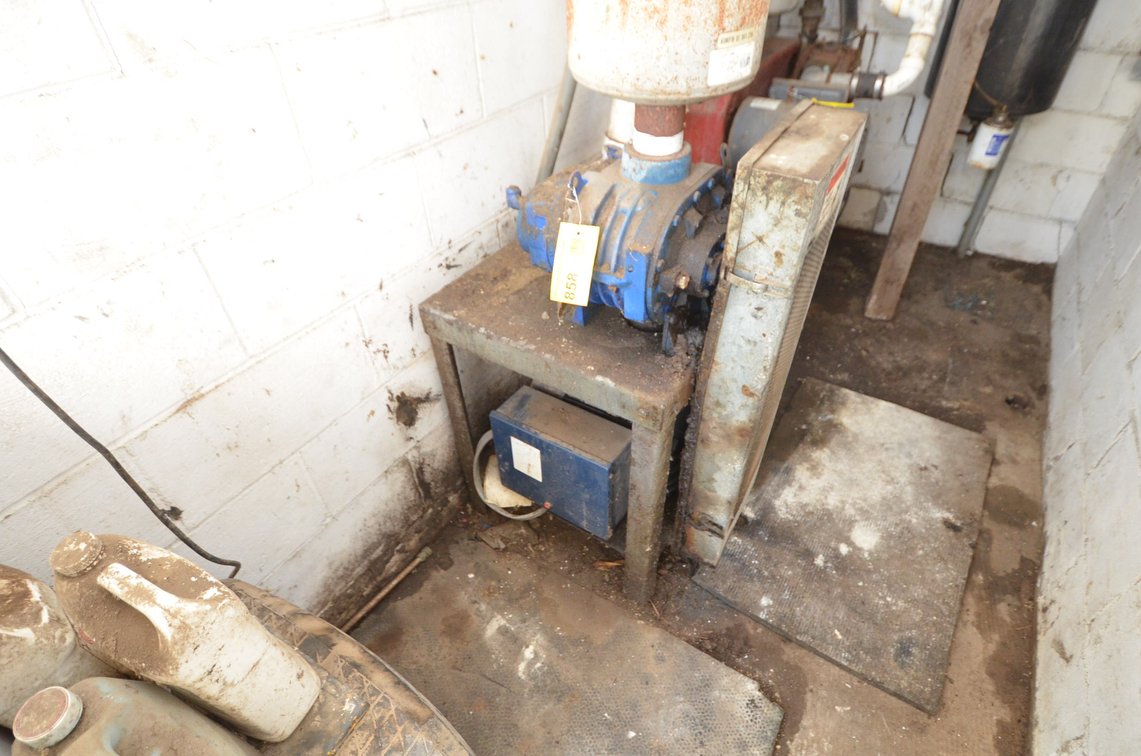 Vacuum Pump