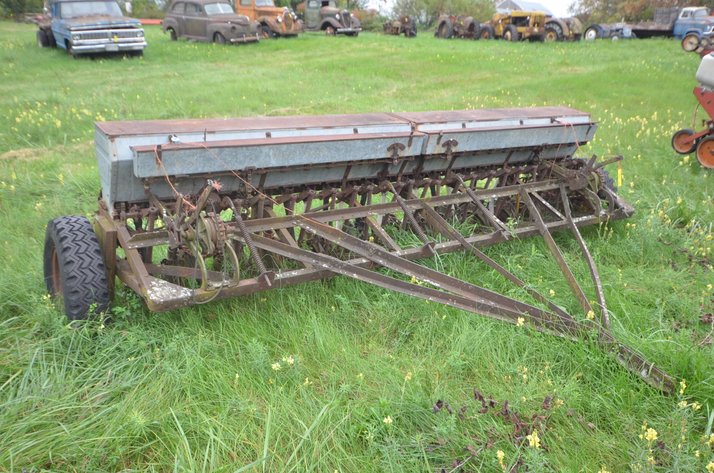 Image for Minneapolis Moline 13' Grain Drill