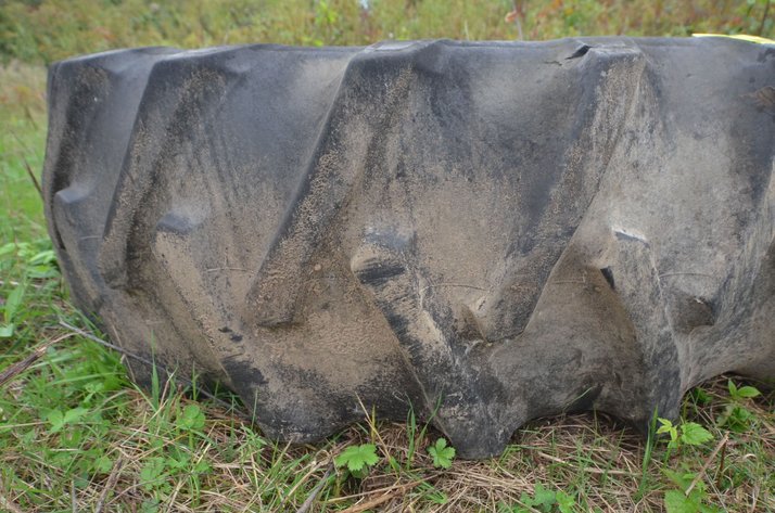 Image for 18.4-34 Tractor Tire on Bad Rim