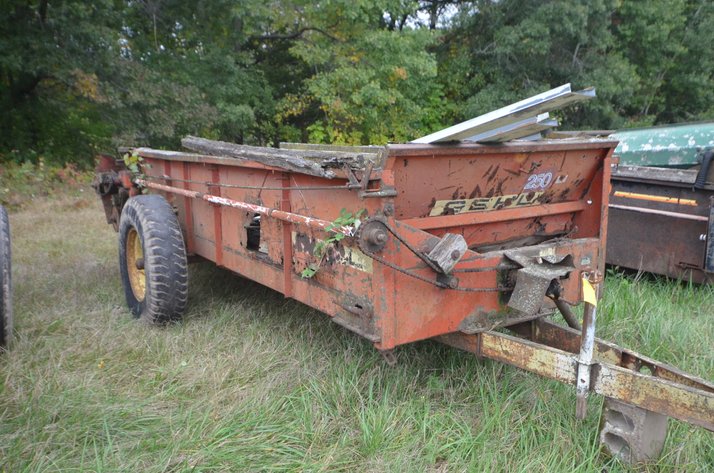 Image for Gehl 250 Manure Spreader