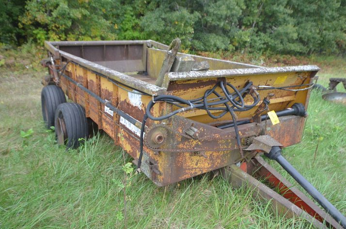 Image for Knight 350 Manure Spreader