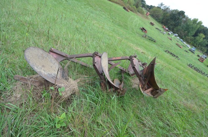 Image for Ford IOI 3-Point 3-Bottom Plow