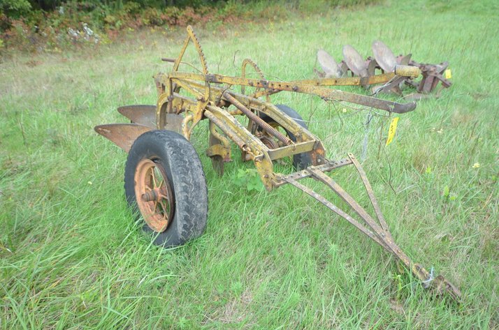 Image for Minneapolis Moline 2-Bottom Plow