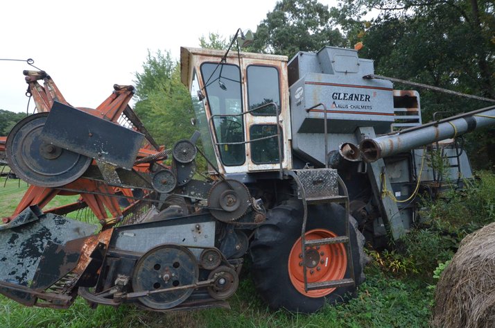 Image for Gleaner Model F Combine