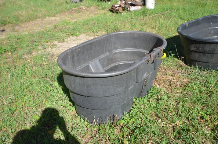 Image for Rubbermaid Poly Stock Tank