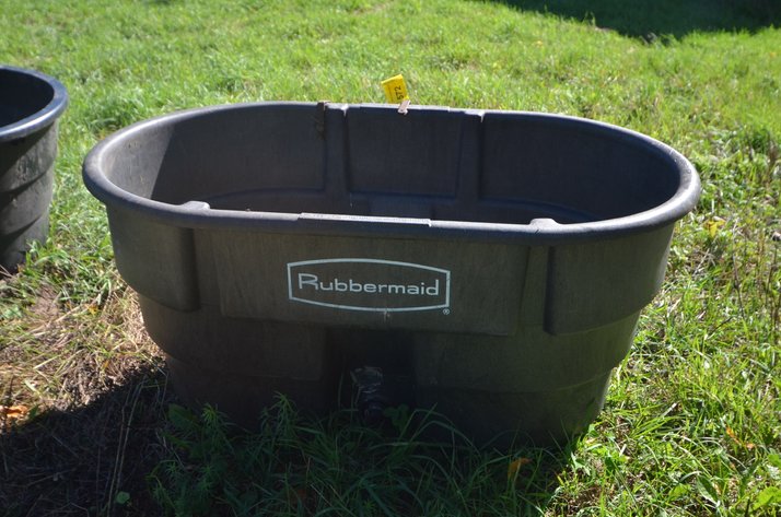 Image for Rubbermaid Poly Stock Tank