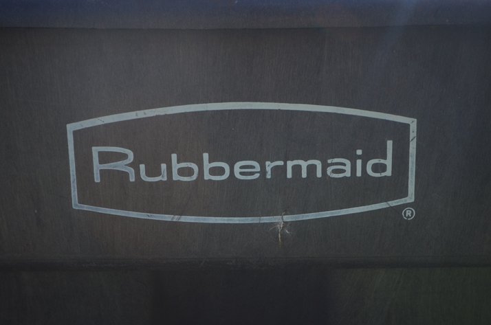 Image for Rubbermaid Poly Stock Tank