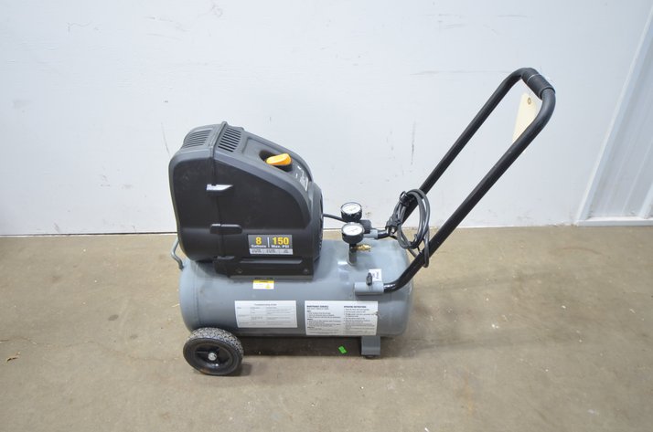 Image for Klutch 8 Gal Air Compressor