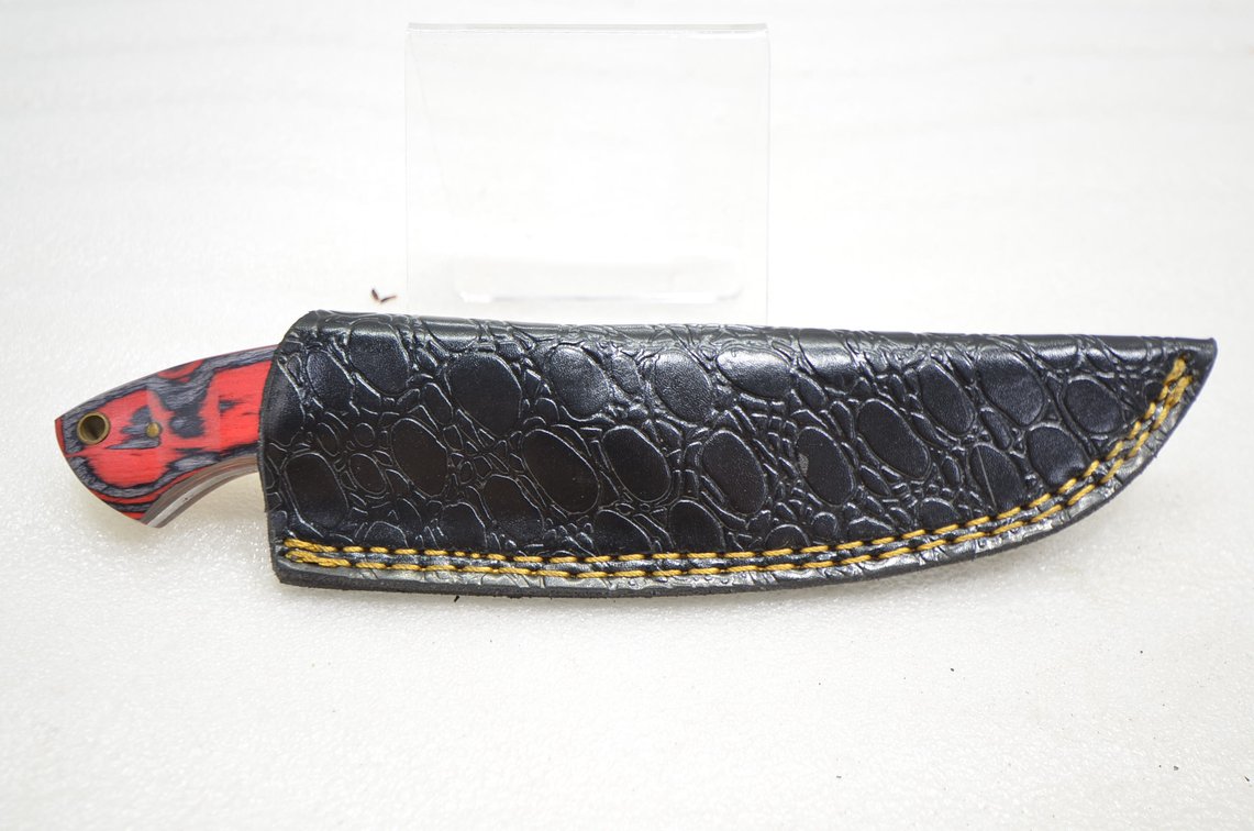 Damascus Steel Gut Hook Hunting Knife