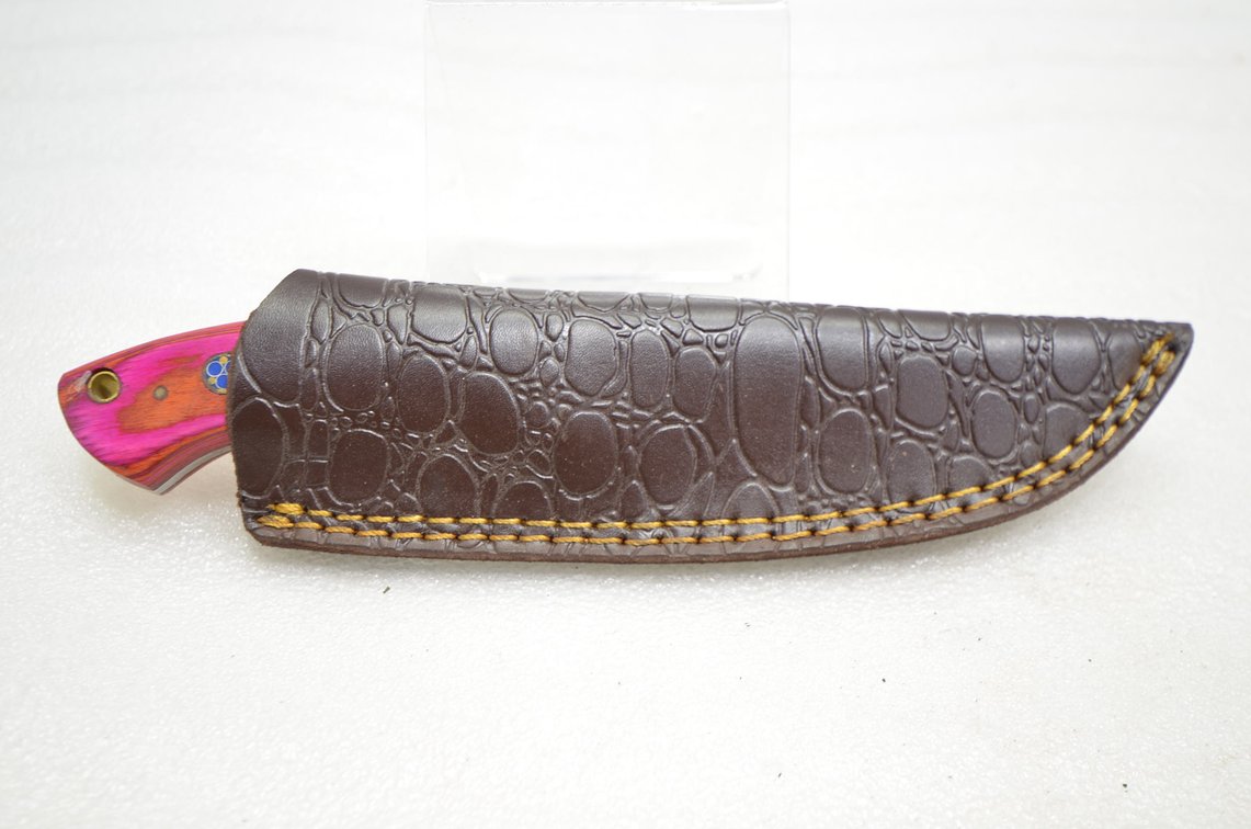 Damascus Steel Gut Hook Hunting Knife